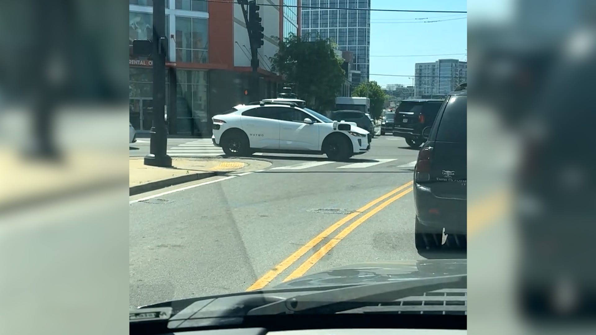 Autonomous Vehicle Stoppages Raise Questions About Real-World Impact on Atlanta Commutes