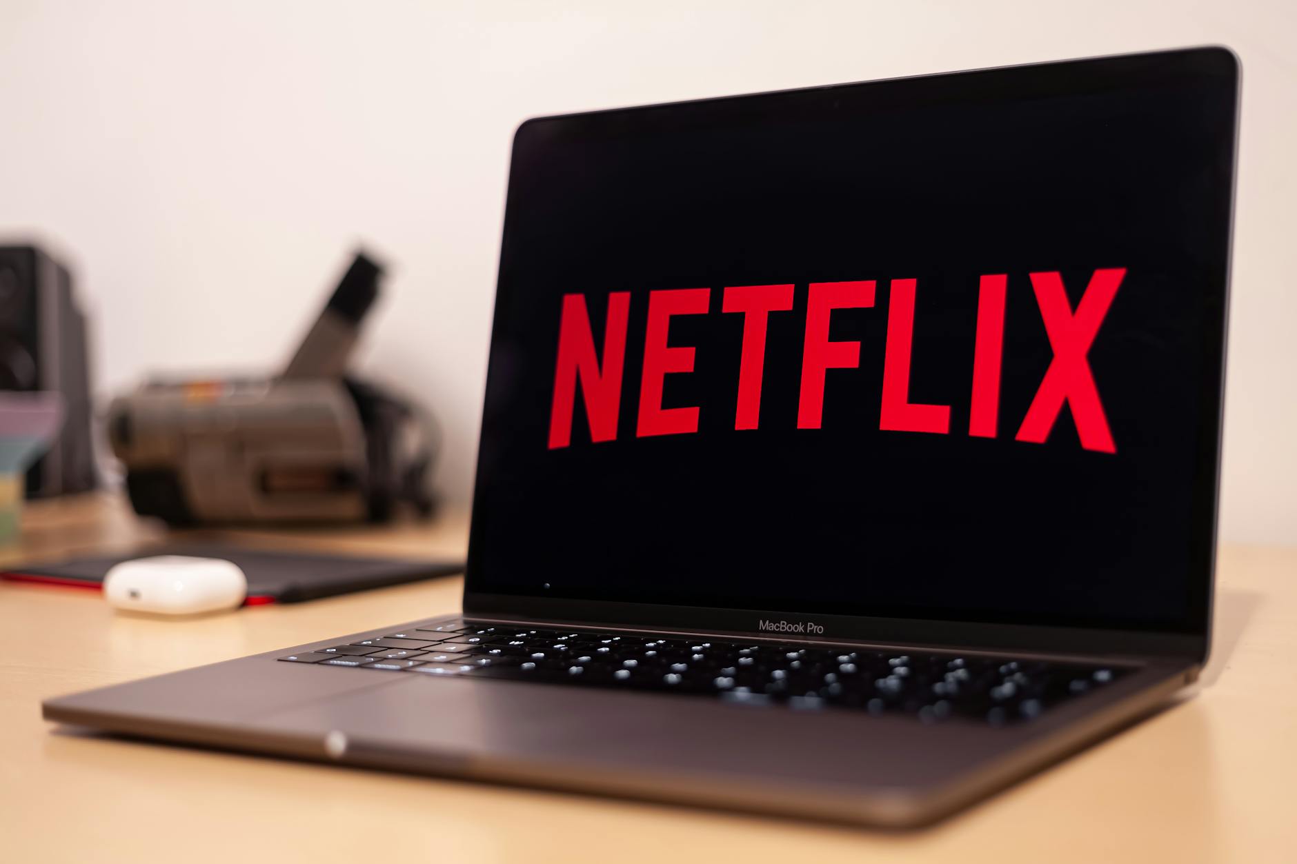 Netflix Charts Course in Live Sports Arena, Navigating Fan Access and Regulatory Winds