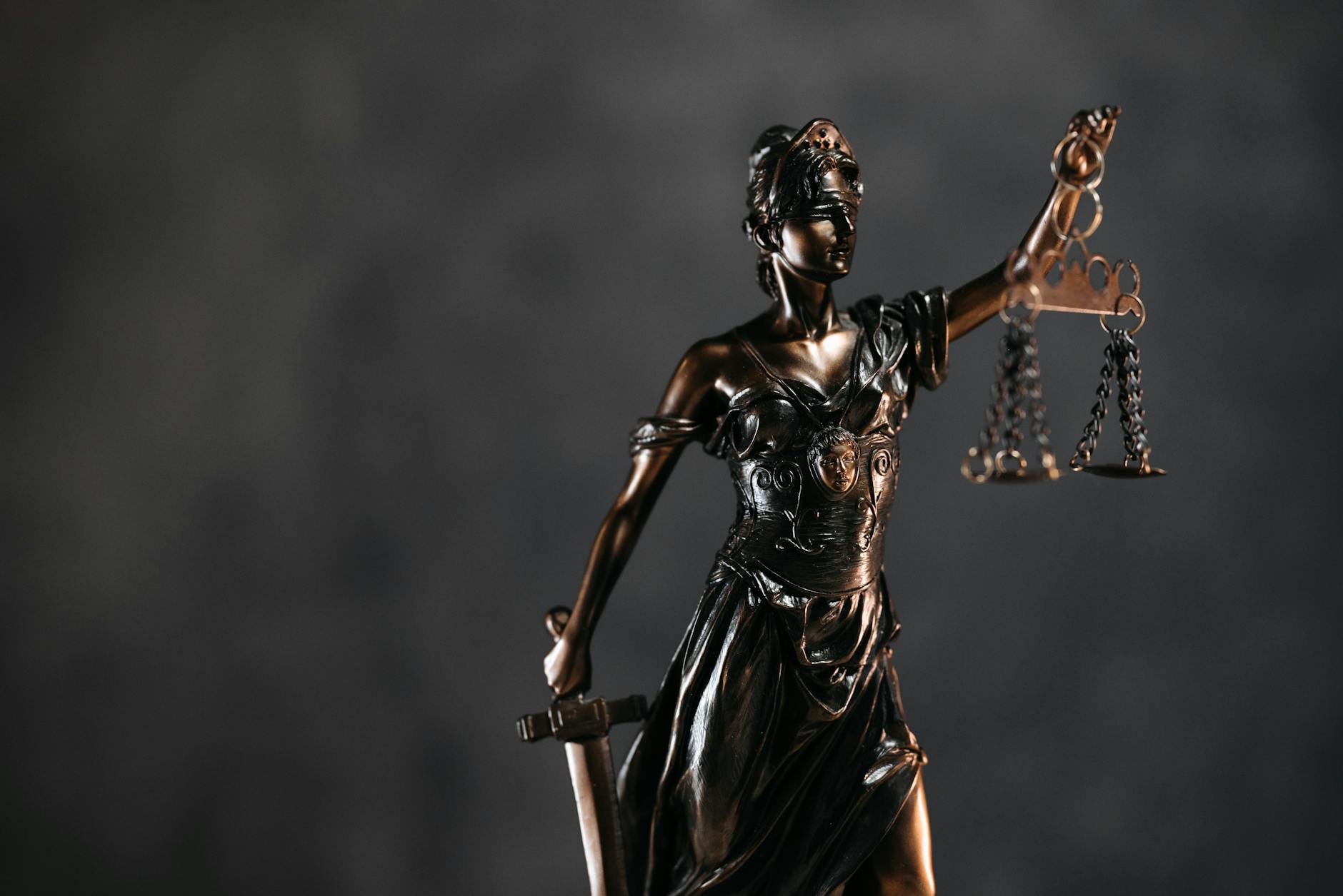 Justice Department Defends Trump-Era Attorneys Against Bar Association's Punitive Actions