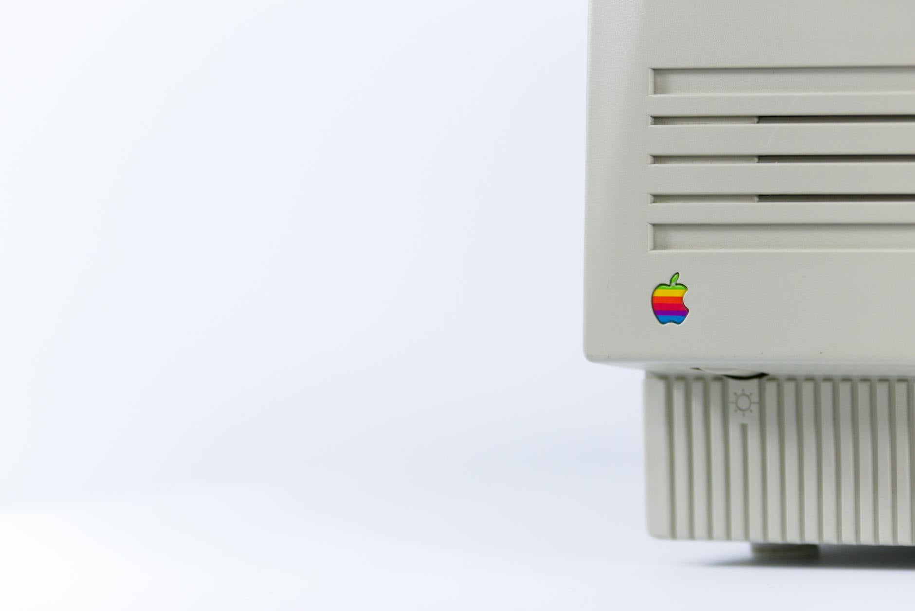 Behind the Curtain: Apple's Secret Browser Lab Shapes the Future of Web Standards