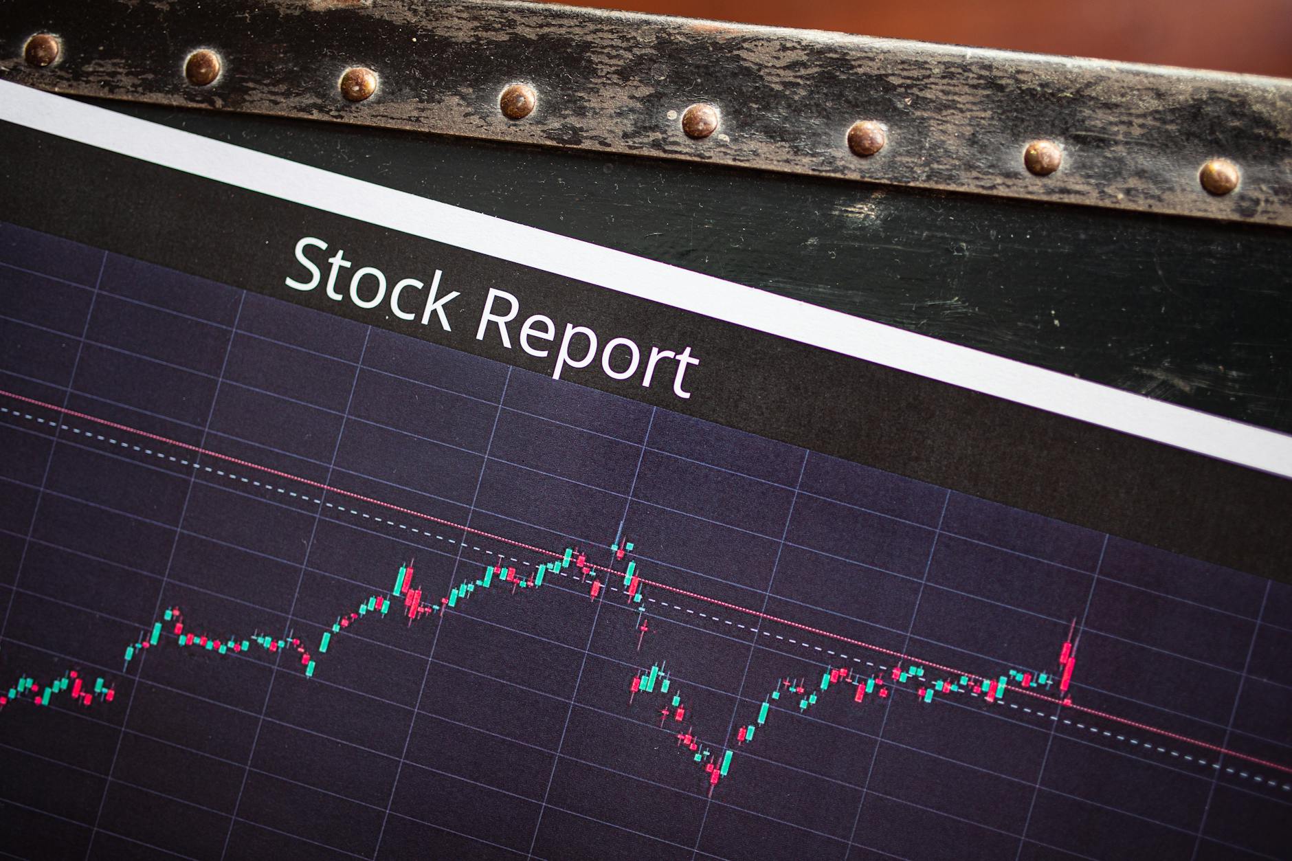 Tech Sector Analysts Signal Confidence Amid Shifting Market Dynamics for Key Software Firms