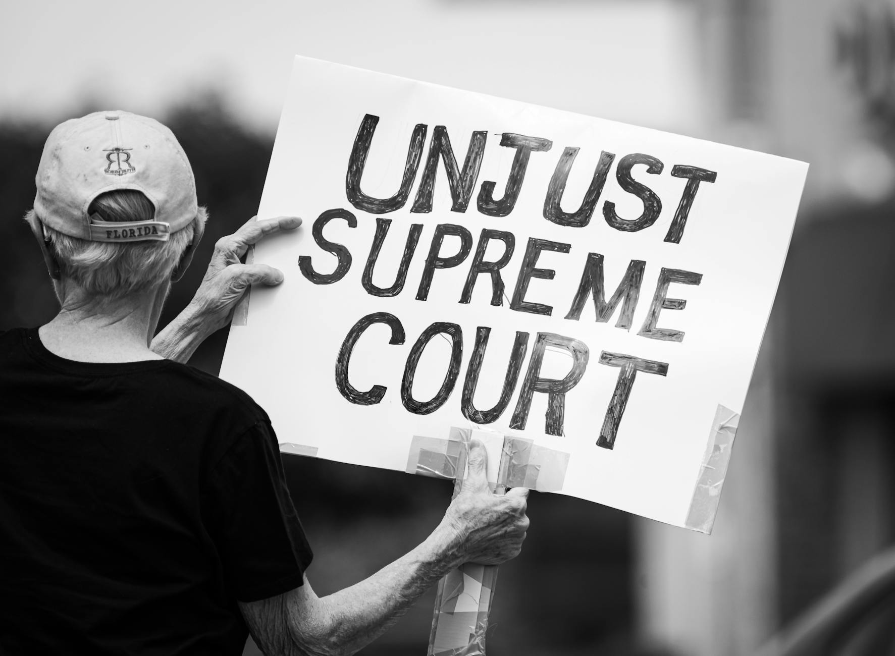 Texas Senate Race Set to Be Defined by Attorney General's Troubled Past