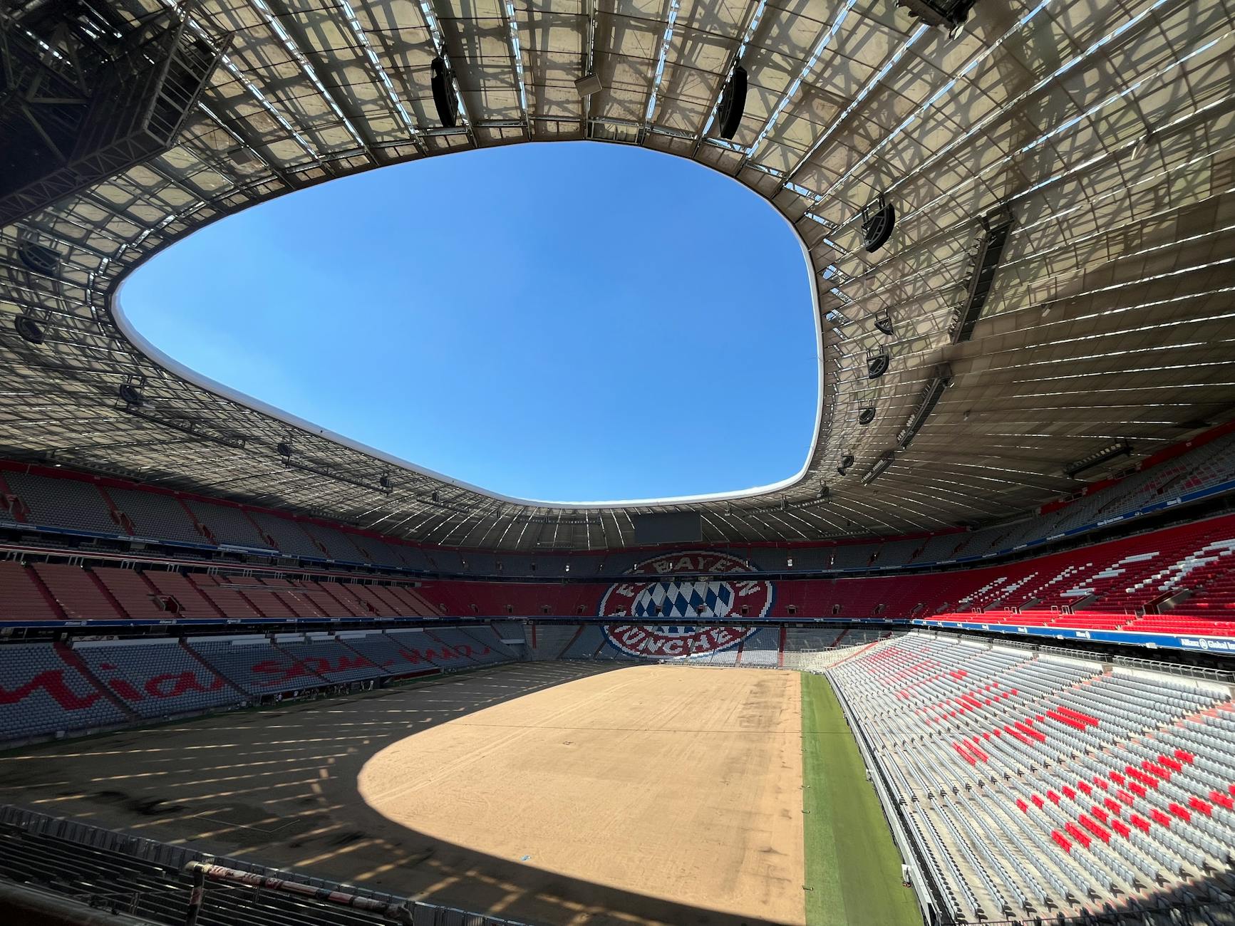 World Cup Heatwave: Alcohol and High Temperatures Pose Serious Health Risks