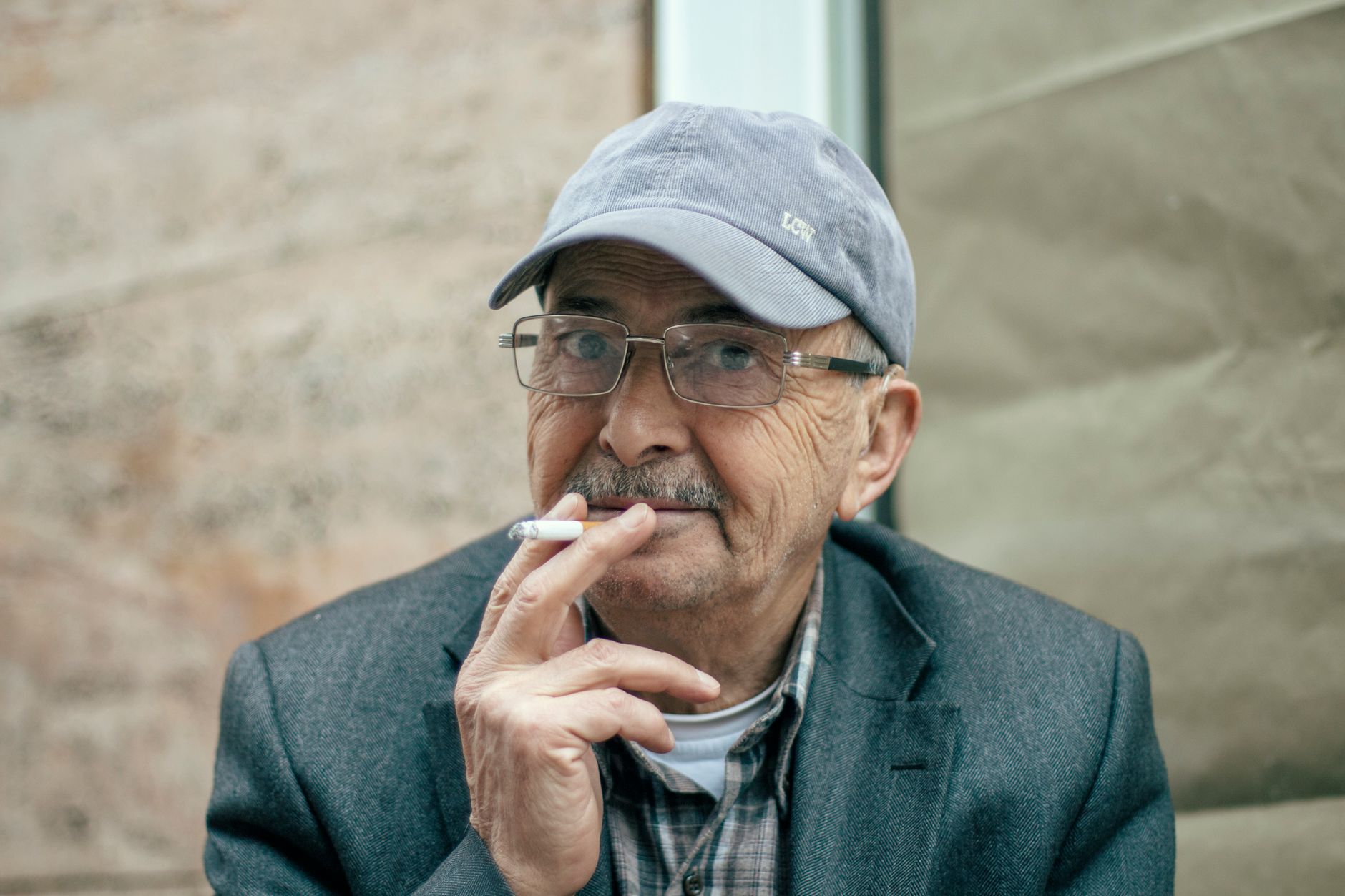 Campaign Reveals Smoking-Dementia Connection