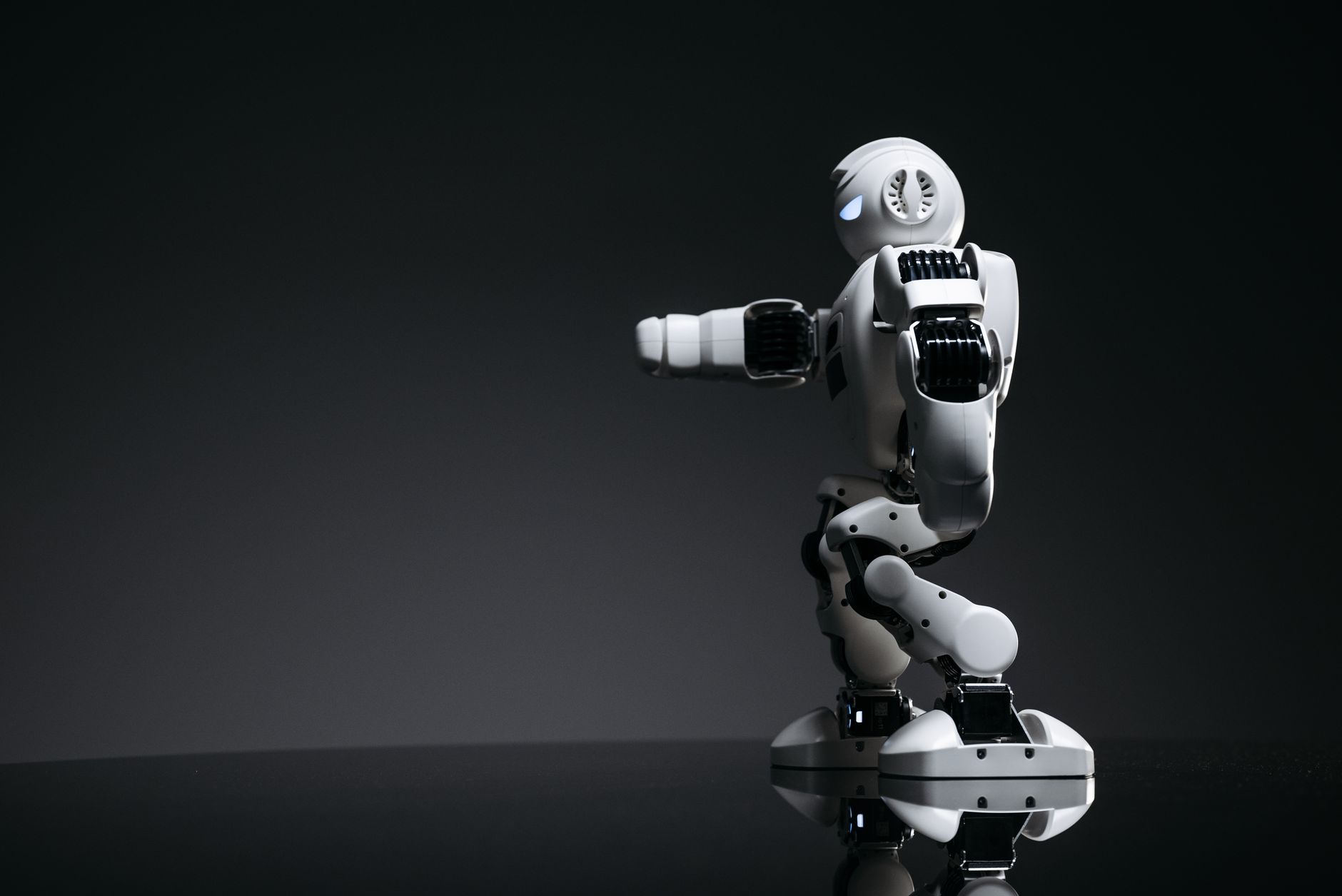 Chinese AI team unveils new framework boosting industry application