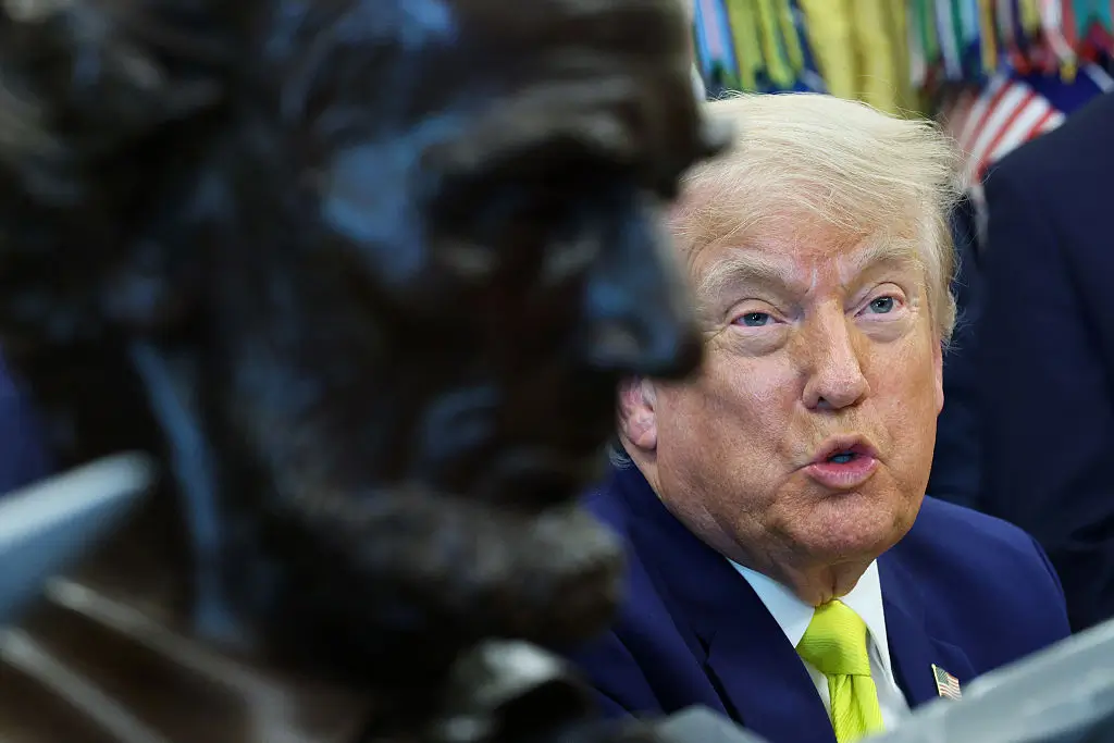Trump's Personal Attack Backfires as Reporter's Calm Response Exposes His Fragile Ego