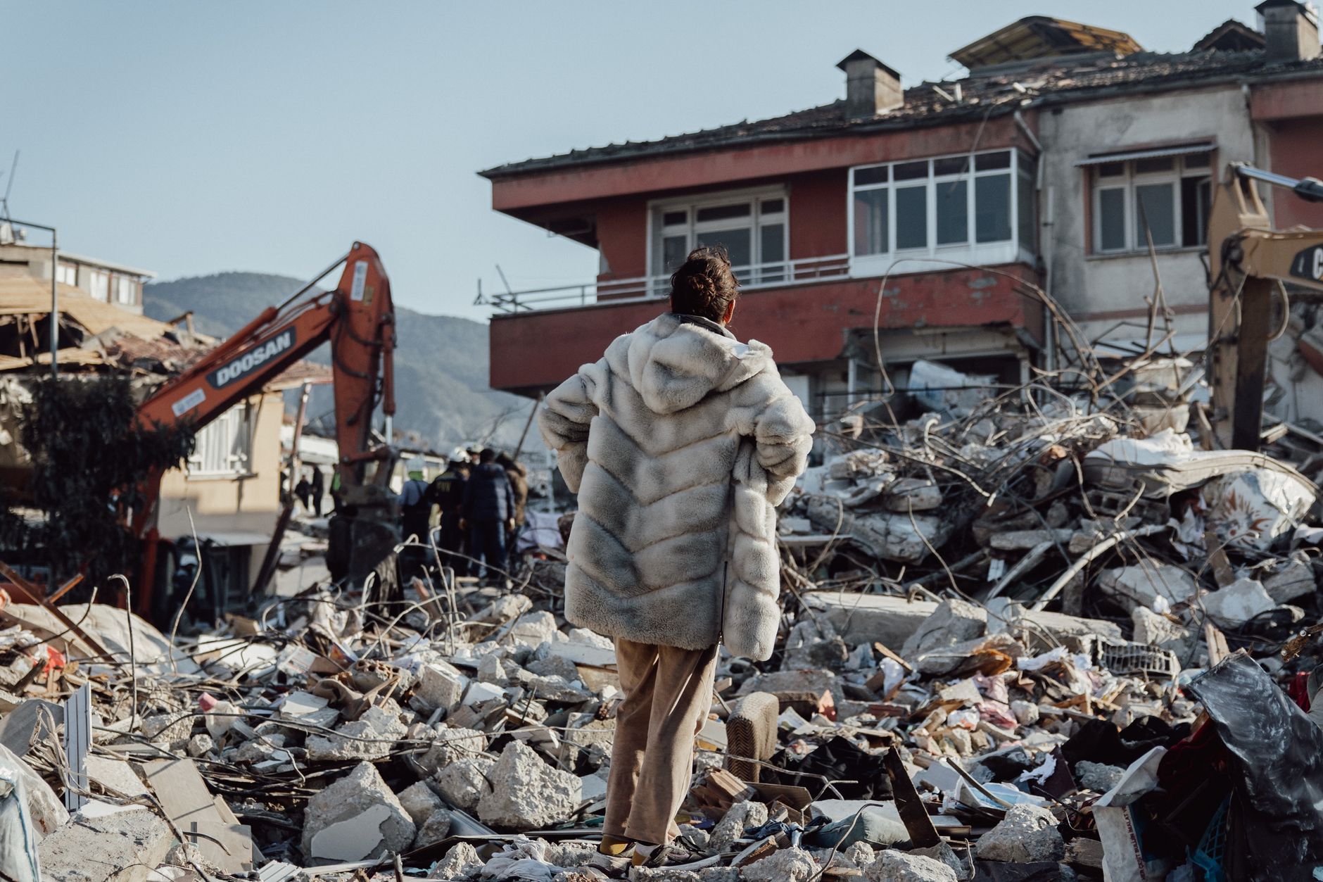 Catastrophic Venezuela Earthquake: Death Toll Soars Past 3,500, Thousands More Injured