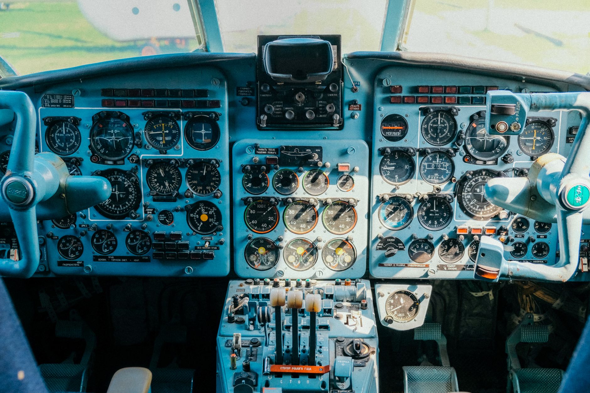 Garmin Revolutionizes Cockpit Integration with AXIS: A New Era of Flight Displays Unveiled