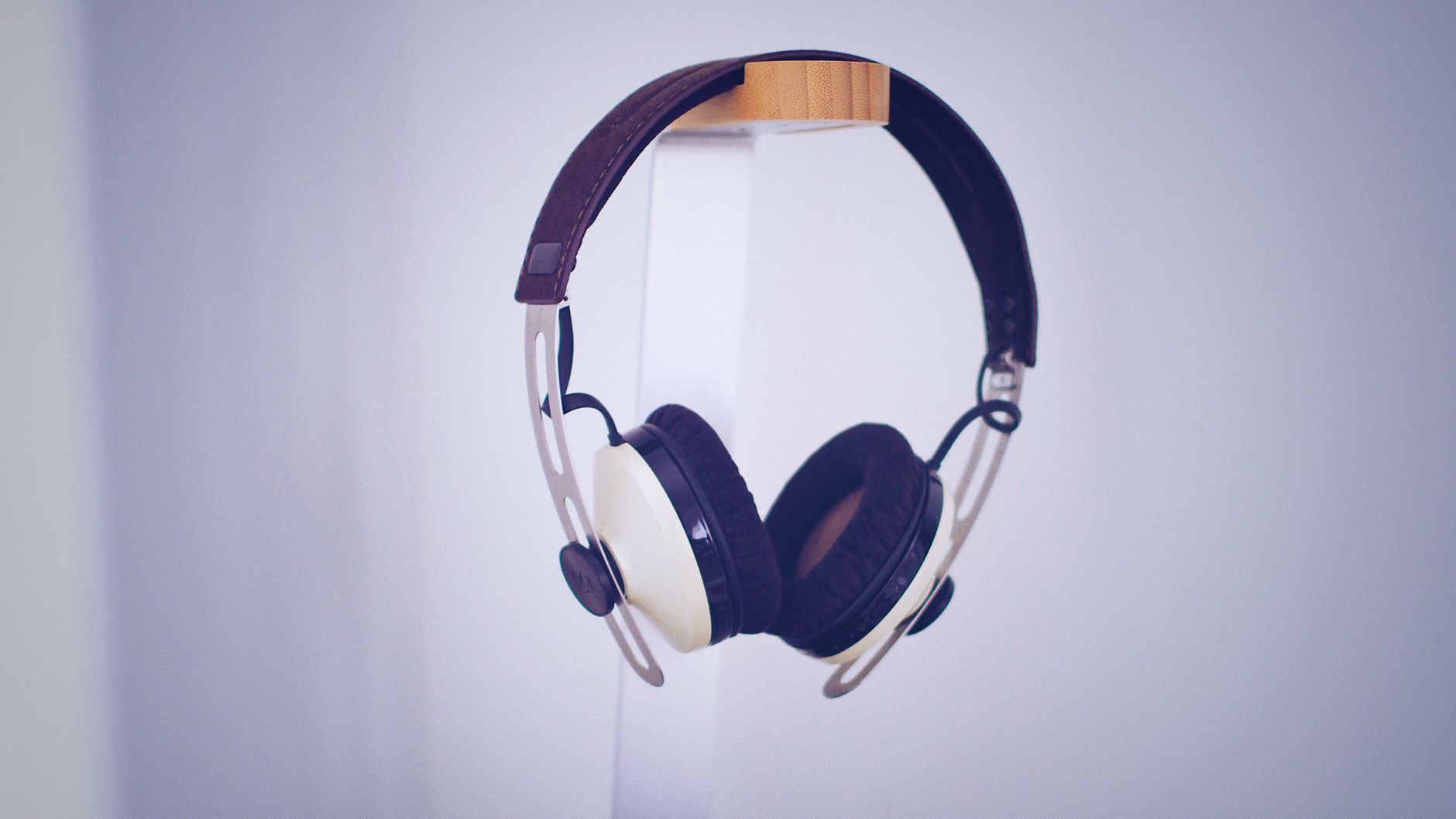 Spotify Unleashes AI Chatbot: Revolutionizing Music Discovery and Personalized Listening Experiences