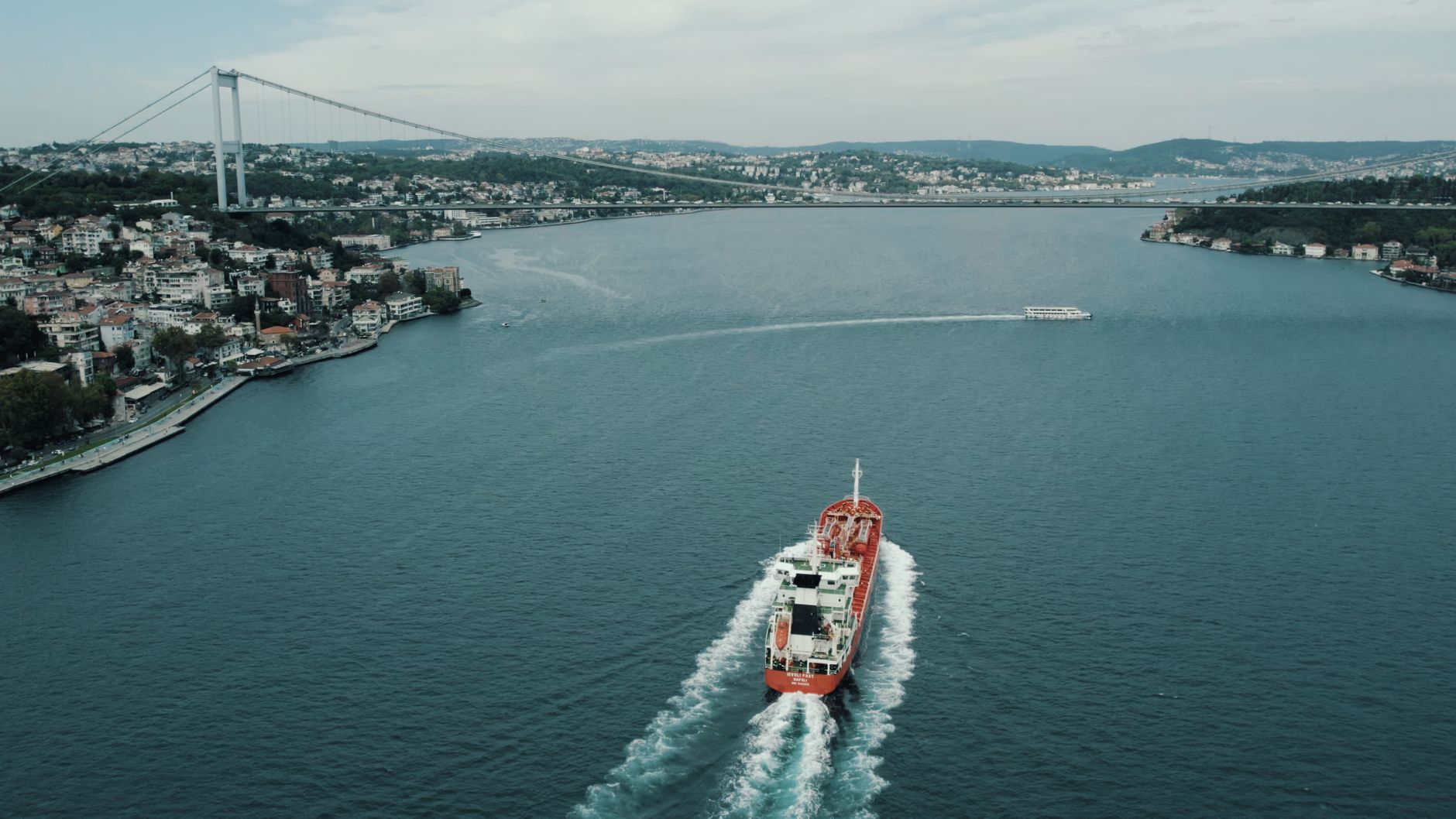 Escalating Tensions: US Strikes Deepen Red Sea Crisis as Global Shipping Faces Peril
