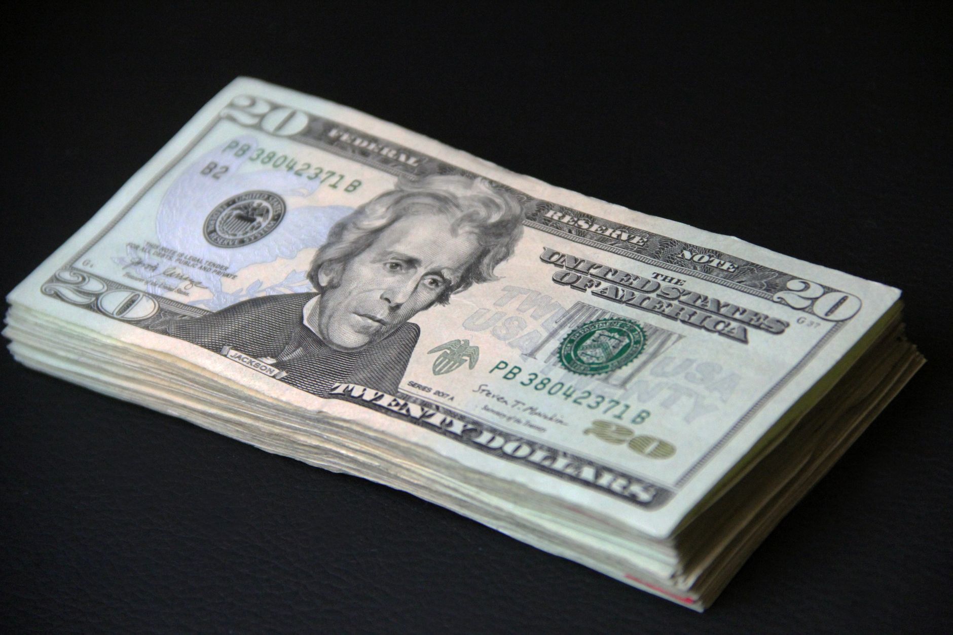 Federal Reserve's Beige Book Reveals Economic Growth Amidst Easing Inflationary Pressures