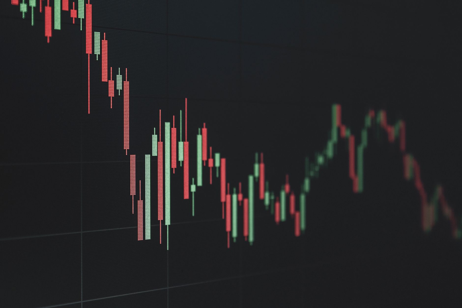 Fed's Inflation Battle Intensifies: Warsh Signals Zero Tolerance Amidst Policy Uncertainty