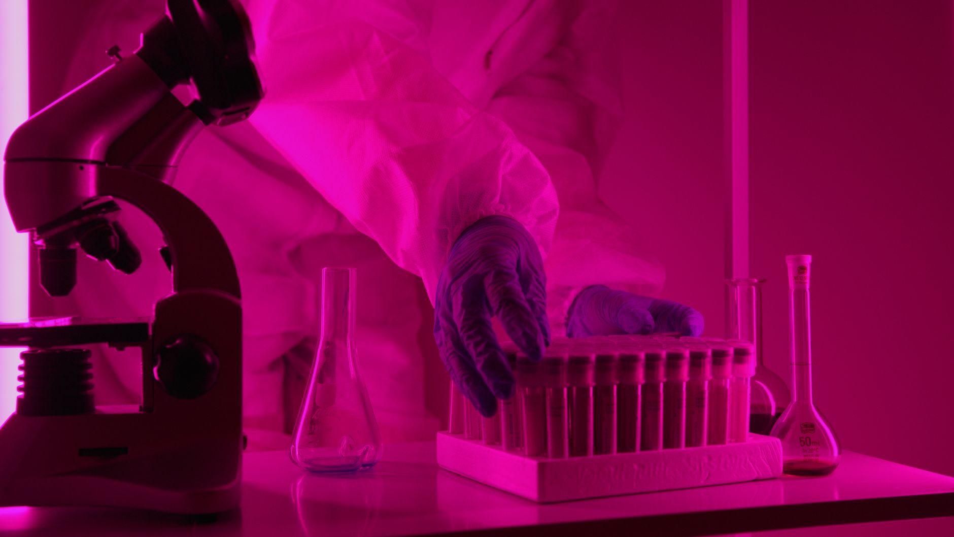 Revolutionary Once-Weekly Contraceptive Patch, Gwyn Lo, Secures Landmark FDA Approval