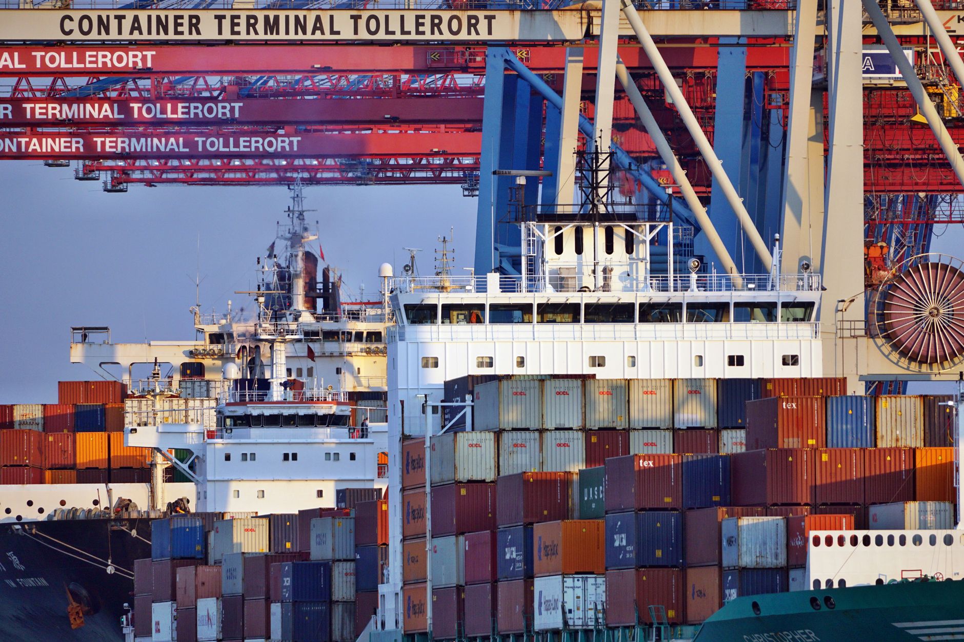 US States Challenge Trump's Controversial Forced Labor Tariff, Sparking Economic and Legal Turmoil
