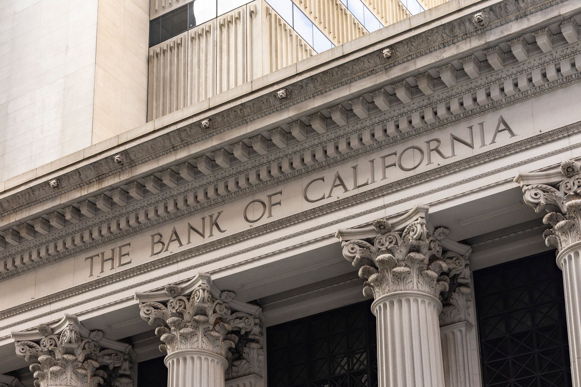 Federal Reserve Holds Rates Steady Amidst Inflationary Pressures and Economic Uncertainty
