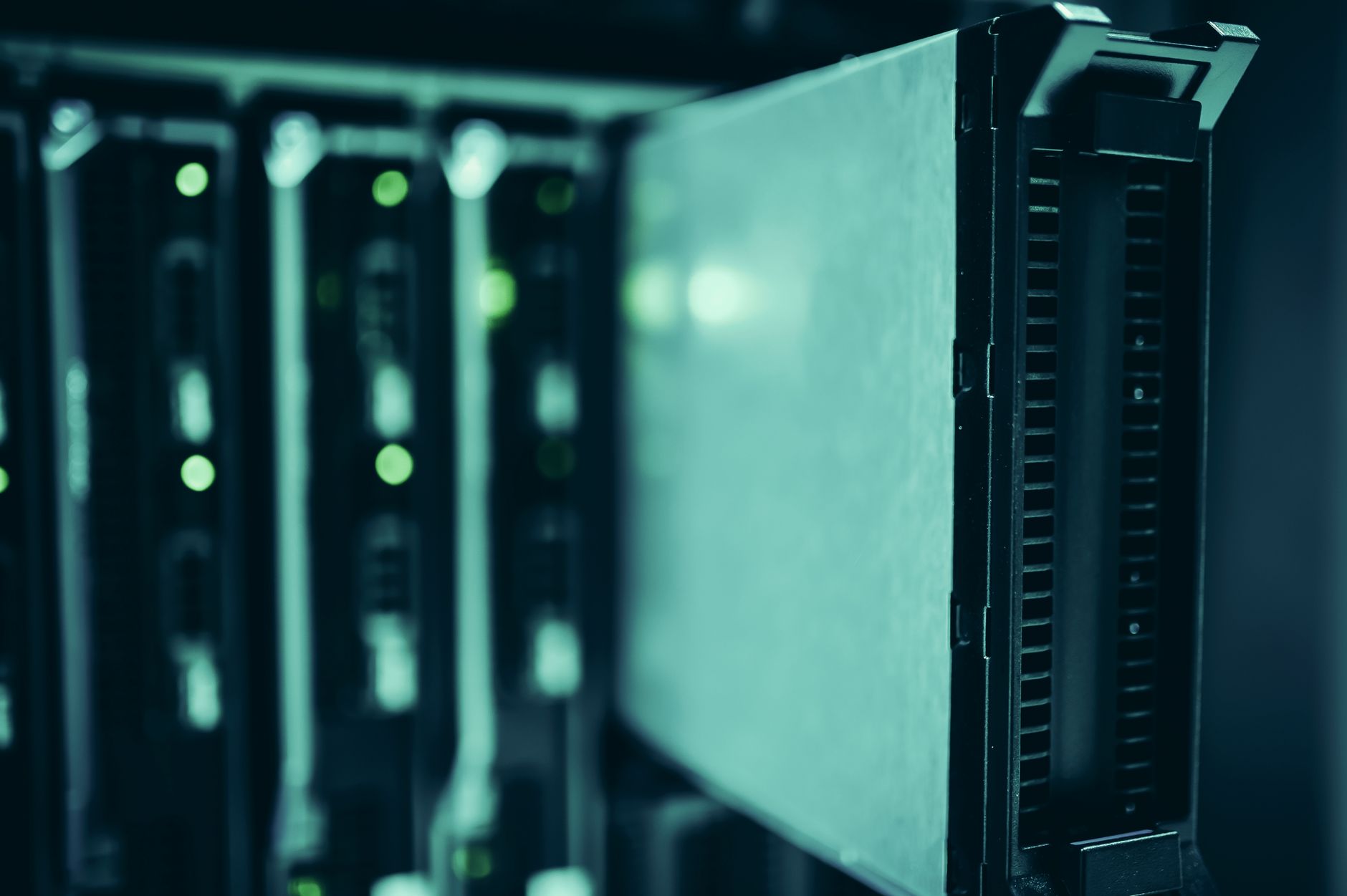 Broadcom's Vision for VMware Cloud Foundation: A Paradigm Shift in Hybrid Cloud Management
