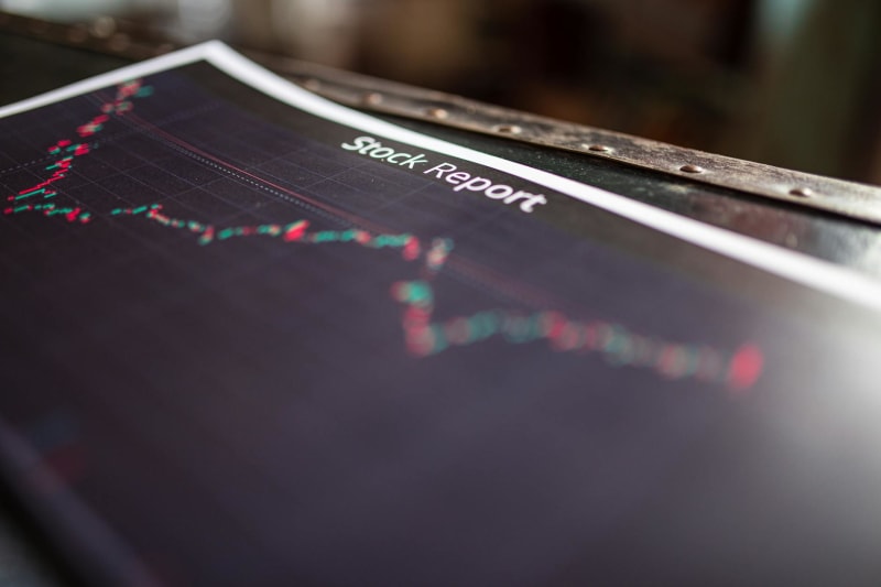 Qualcomm's AI Ambitions Propel QCOM Stock Past Tech Sector Benchmarks