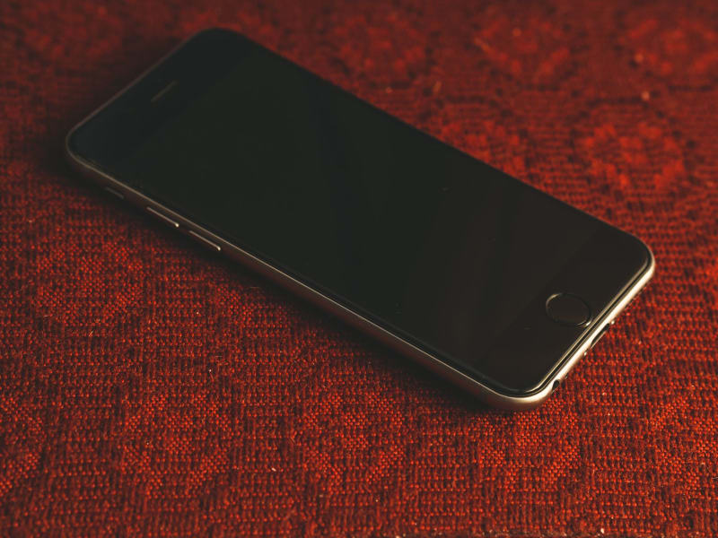 iPhone 18 Pro Display Revolution: Brighter Screens and Enhanced Durability Incoming