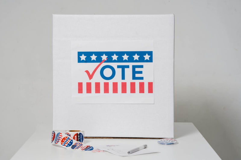 Governor's Race Upended: Bennett Withdraws, Shifting Political Landscape Dramatically