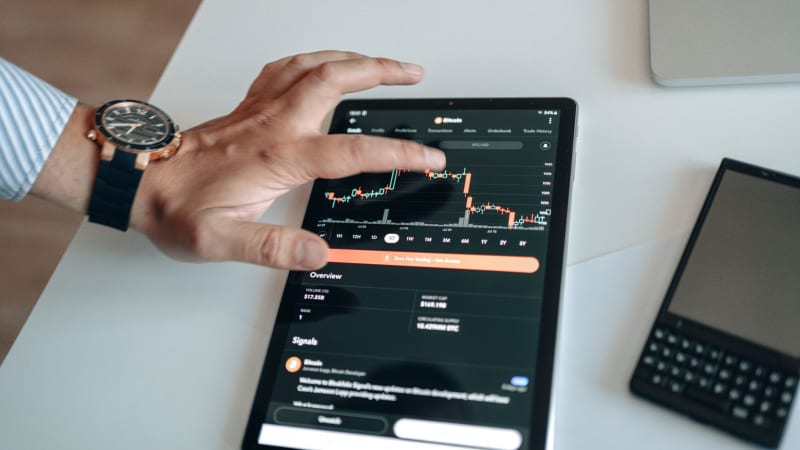 AI Enthusiasm Fuels Surge in Global Equity Fund Investments, Signaling Shifting Market Sentiment