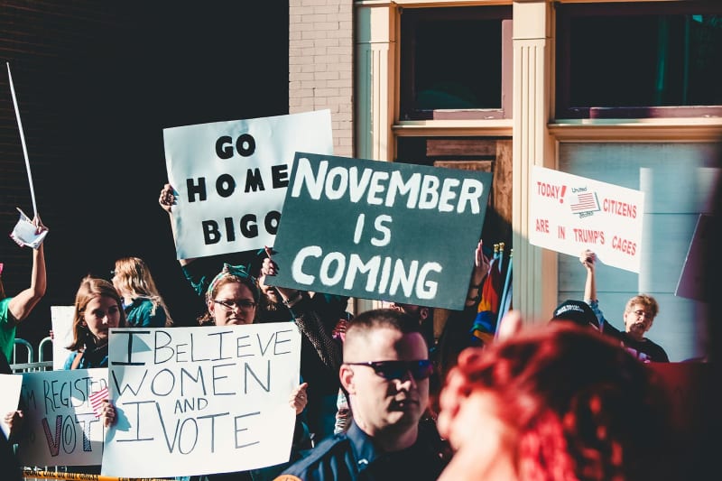 Platner Supporters Rally in Bar Harbor, Dismissing Controversies as Distractions