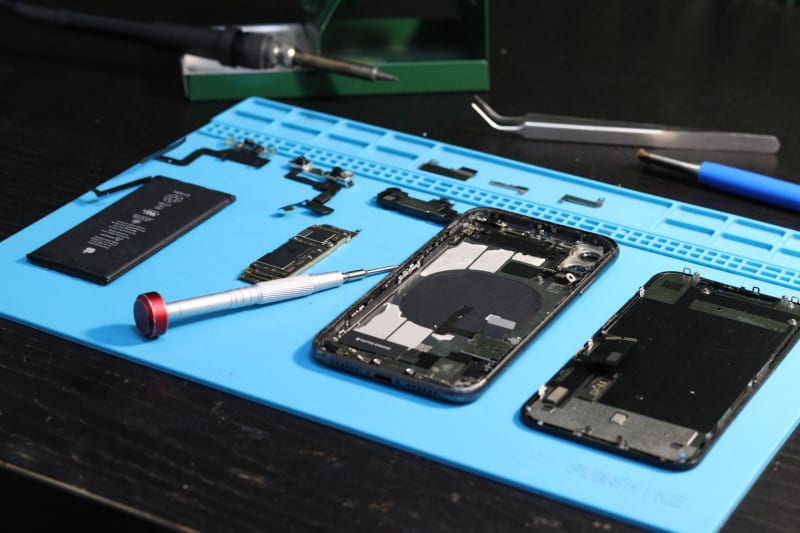 Xiaomi 18 display and battery details leak