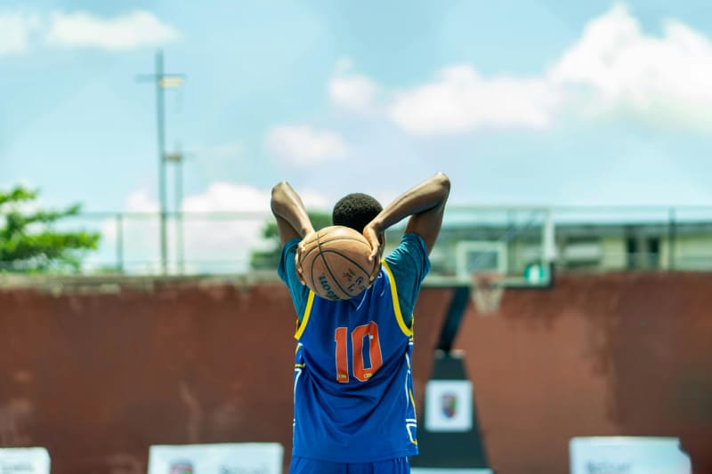 Beyond the Buzzer: How the Knicks' Fate Mirrors America's Economic Crossroads