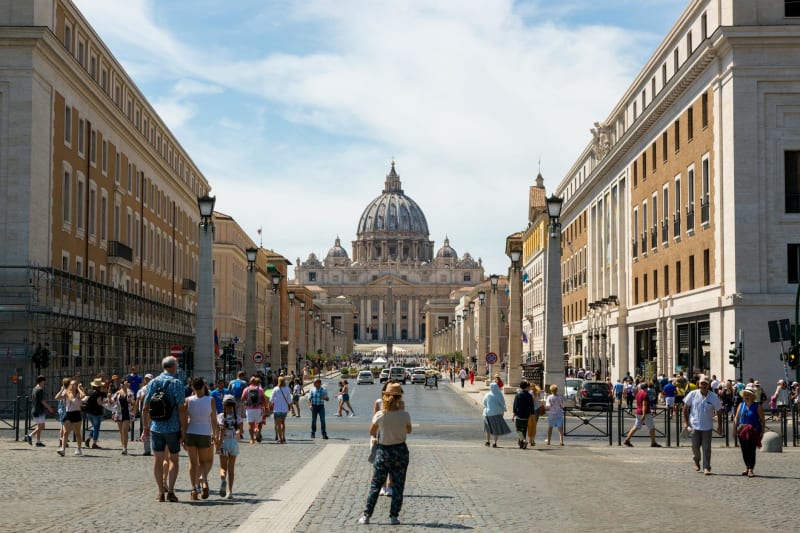 Pope Francis Declares God's Solidarity with the Poor in Massive Madrid Gathering