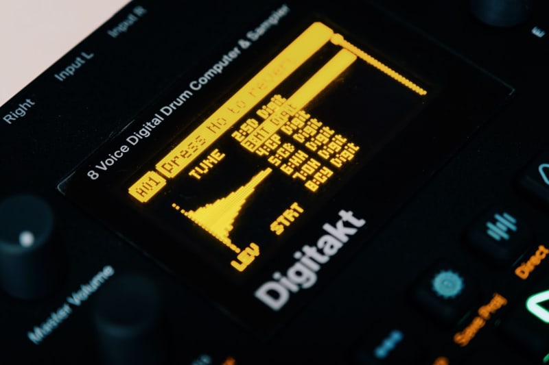 Samsung Display was holding out on us: the 4K 360 QD-OLED has a third mode.