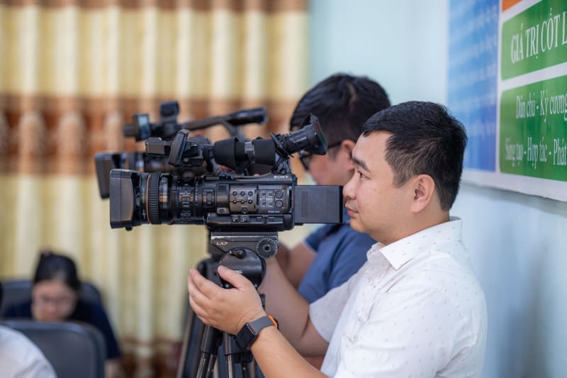 Graham Platner Addresses Damning Accusations Amidst Media Silence
