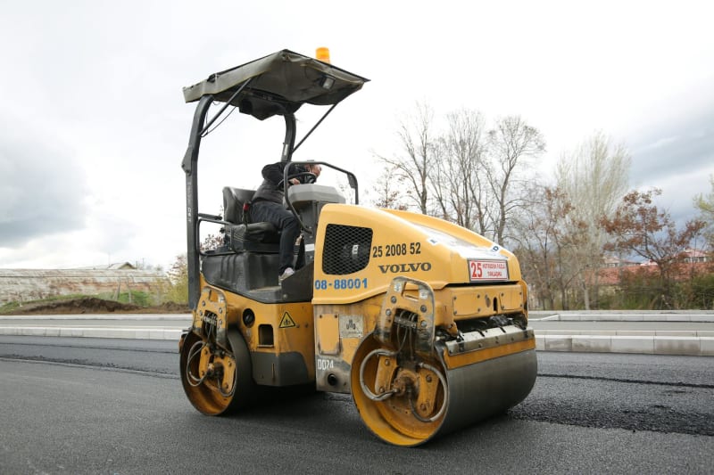 Virginia DOT Gears Up for Extensive Road Work: Prepare for Delays