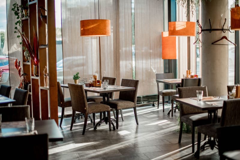 LA Hotels Slash Jobs Amid Unprecedented Wage Mandate Fallout