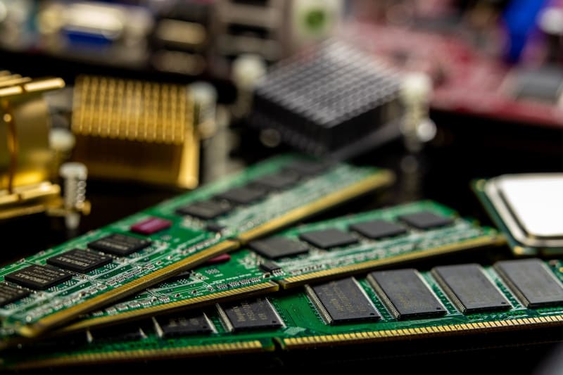 Google's TurboQuant Unleashes Unprecedented AI Power: Drastically Shrinking Model Memory Footprint