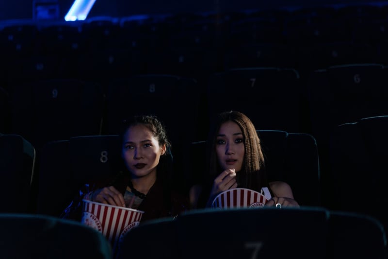 Cinergy's Hybrid Entertainment Model Shatters Revenue Records, Signaling a Resurgent Out-of-Home Experience