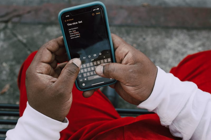 Russian Intelligence Leverages Deceptive SMS Campaign to Compromise Ukrainian Messaging Accounts