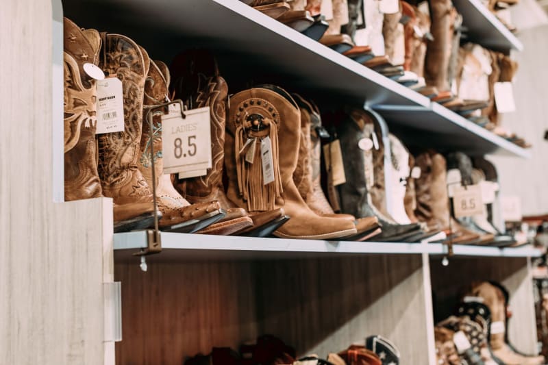 Global Supply Chains Brace for Impact: Retailers Scramble to Outrun Impending Trump Tariffs