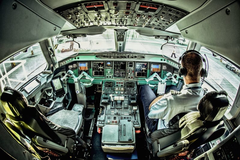 EasyJet Soars: £5.5 Billion Takeover Bid Ignites Shares, Reshaping European Aviation Landscape