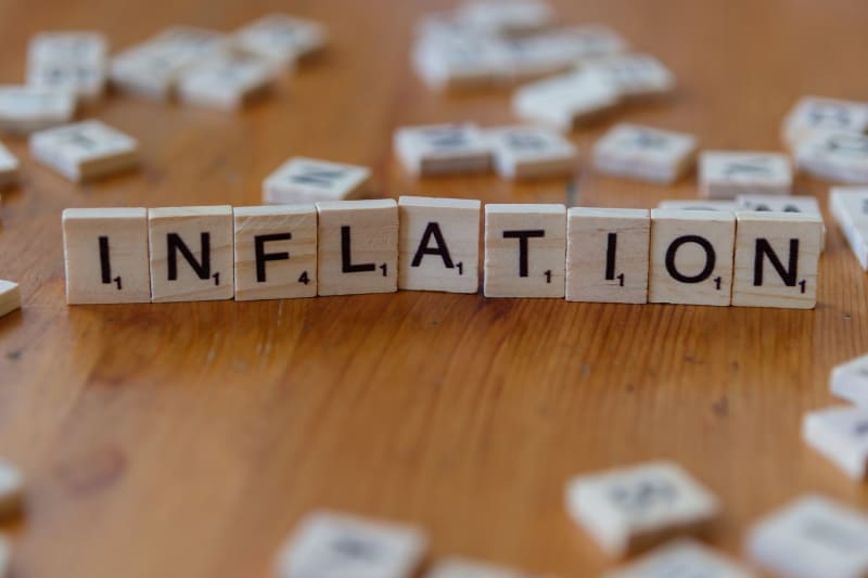 Federal Reserve's Internal Rift Deepens: Officials Grapple with Persistent Inflationary Pressures