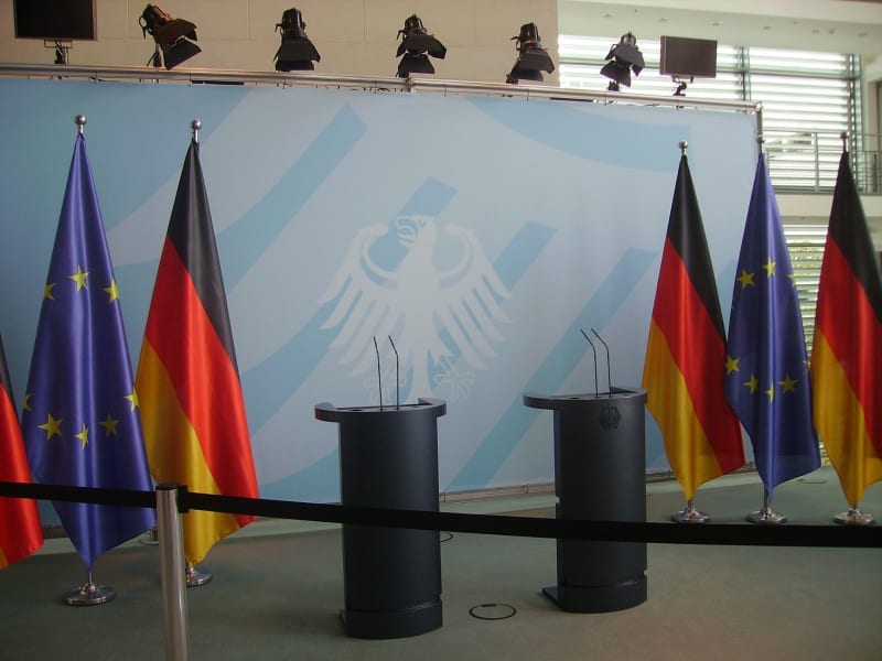 Trump's NATO Ultimatum: US Could Empower Ukraine with Patriots While Scolding European Allies
