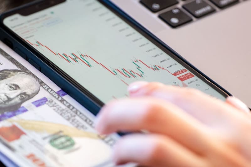 Unsettling Market Signals: Historical Precedents Warn of Potential Turbulence Ahead for Investors