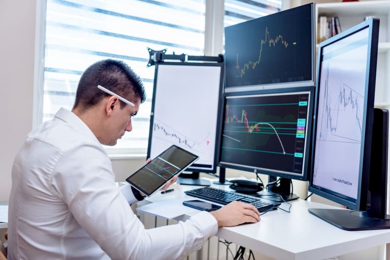 Market Meltdown Imminent? Historical Data Reveals the Single Strategy That Shields Investor Wealth