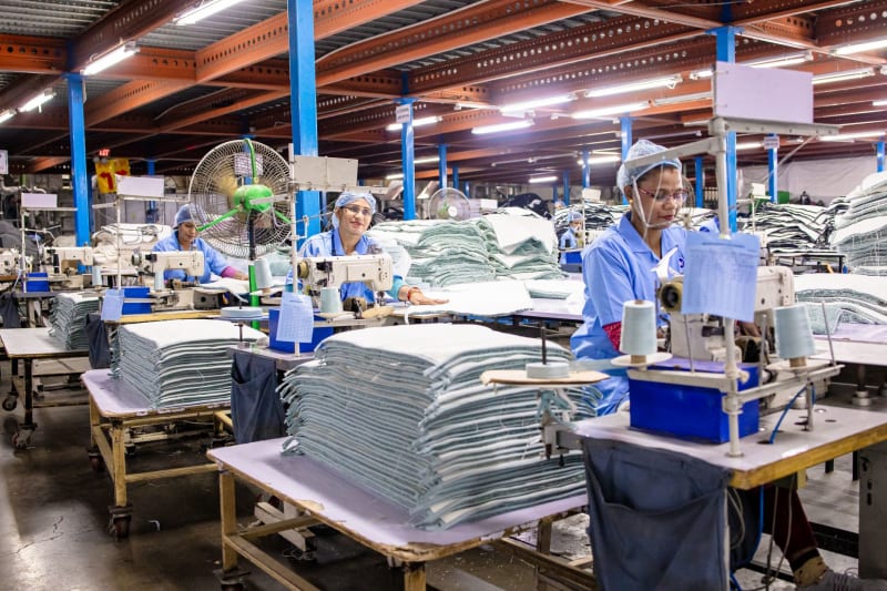 Escalating Tensions: Unpacking the Economic Fallout of the US-China Trade Standoff