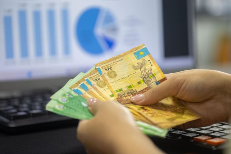 Federal Reserve Poised for Critical Pause Amidst Persistent Inflationary Pressures