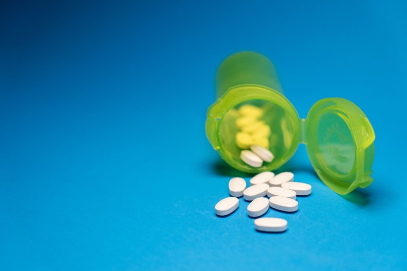 FDA Approves New Dual-Action Pain Relief Medication Combining Acetaminophen and Naproxen for Over-the-Counter Use