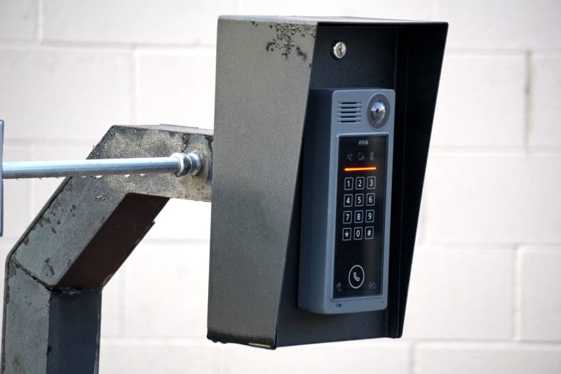 Onyx Security Secures $113M Series B, Quadrupling Revenue in Four Months to Dominate AI Defense