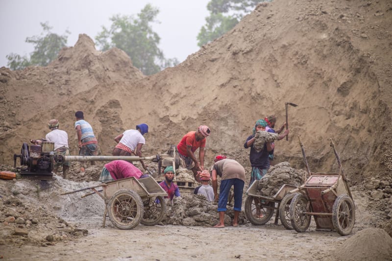 Escalating Trade Tensions: U.S. Forced Labor Tariffs Ignite Global Economic Backlash