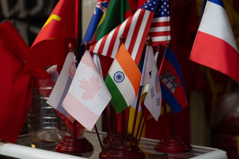 G7 Leaders Converge in France Amidst High-Stakes US-Iran Diplomatic Overture