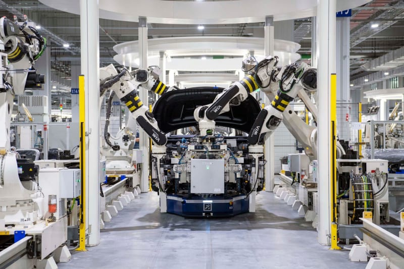 US Escalates Tech War: New Chinese Robotics Imports Halted Amid Mounting Security Fears