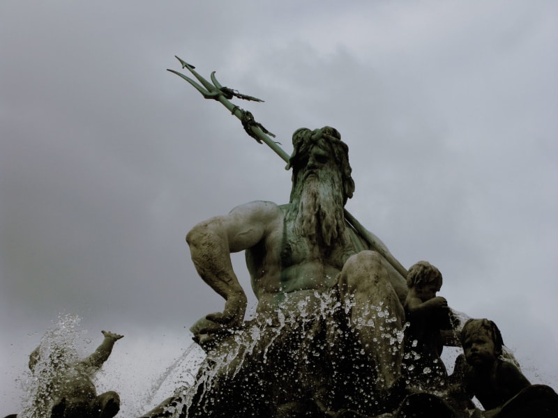 Nolan's Unseen 'Odyssey': Groundbreaking Trojan Horse Concepts Emerge from New Book Release