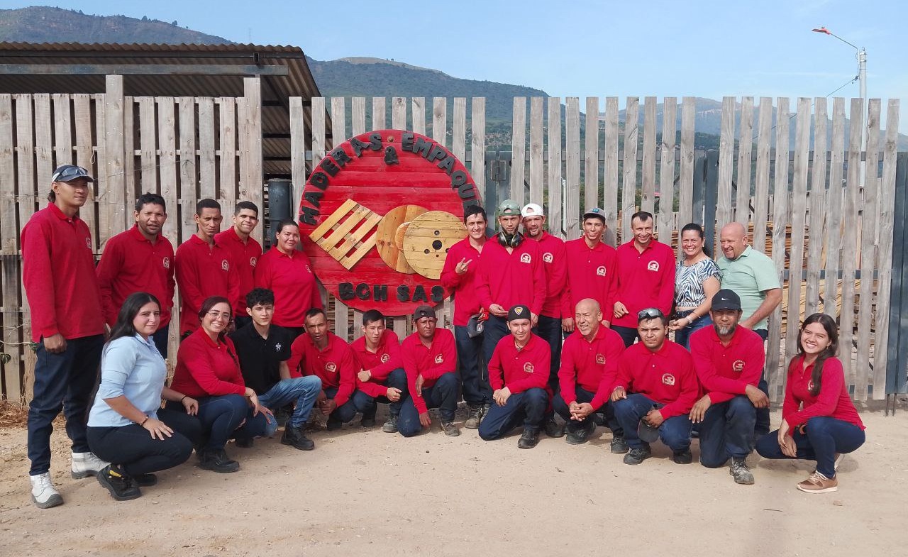 Equipo imagen Maderas y Empaques bch